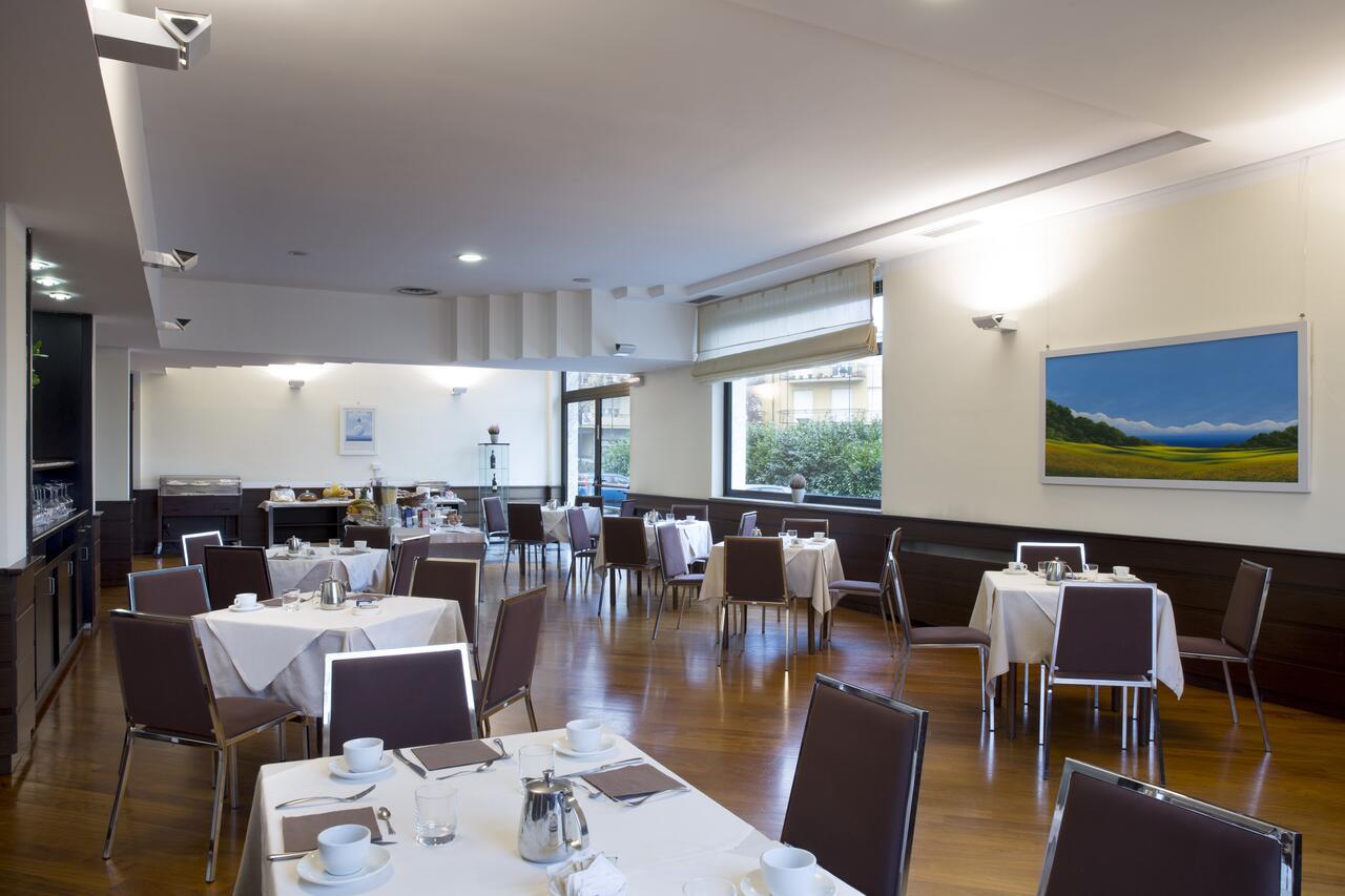 Park Hotel Mondovi Ngoại thất bức ảnh